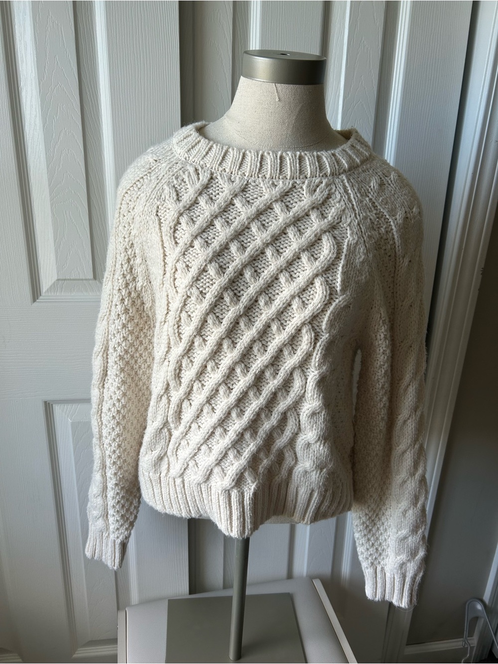 American Eagle Outfitters Cream Cable Knit Crewneck Sweater